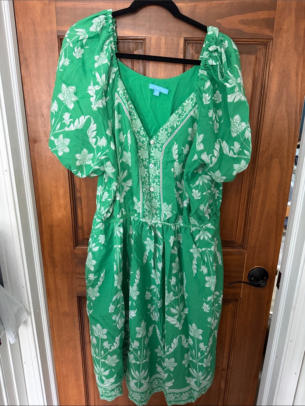 Draper James Green Floral Puff-Sleeve Midi Dress